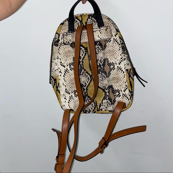 Snake Skin Backpack 🎒 - Picture 2 of 6